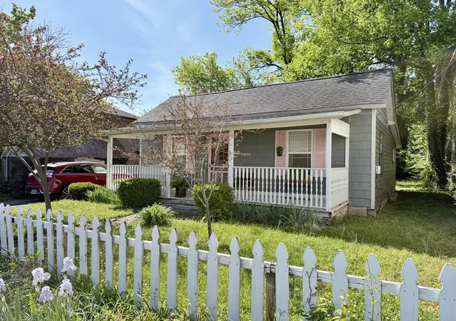 2nd image of 917 Market Street Street, Dayton, TN 37321 | MLS# 1539828