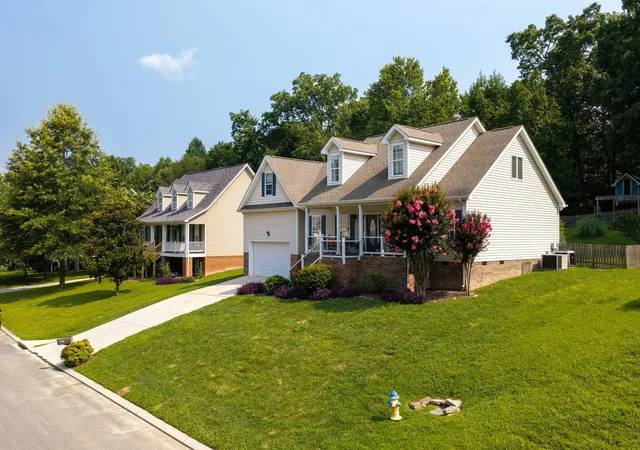 Photo 3 of Sale Pending at 409 Olivia Ln, Soddy Daisy, TN 37379 | MLS# 1539853 | Listing updated on 2026-09-08