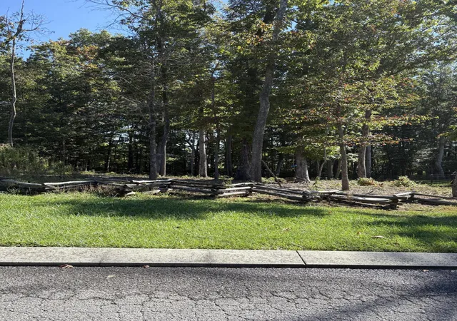 3rd image of 3572 Sweetshrub Wy, Signal Mountain, TN 37377 | MLS# 1539827