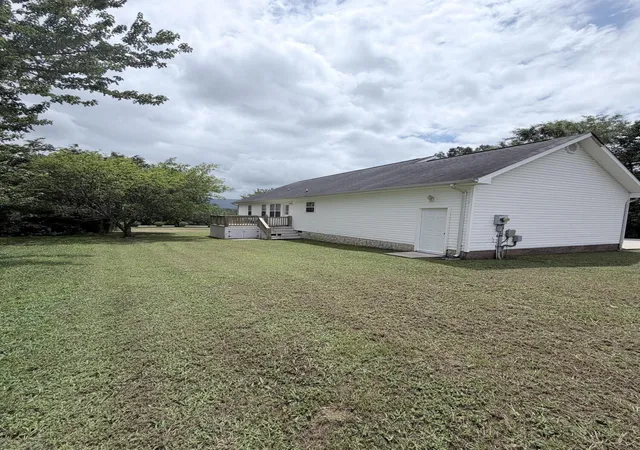 Photo 3 of Single family home for sale at 265 Lester Cir, Dunlap, TN 37327 | MLS# 1540434 | Listing updated on 2026-09-18