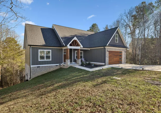 Photo 2 of Single family home for sale at 5599 Caney Ridge Cir, Ooltewah, TN 37363 | MLS# 1539865 | Listing updated on 2026-10-07