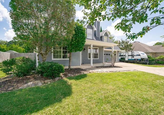 Photo 2 of Single family home for sale at 1804 Mara Dr, Chattanooga, TN 37421 | MLS# 1540152 | Listing updated on 2026-10-15