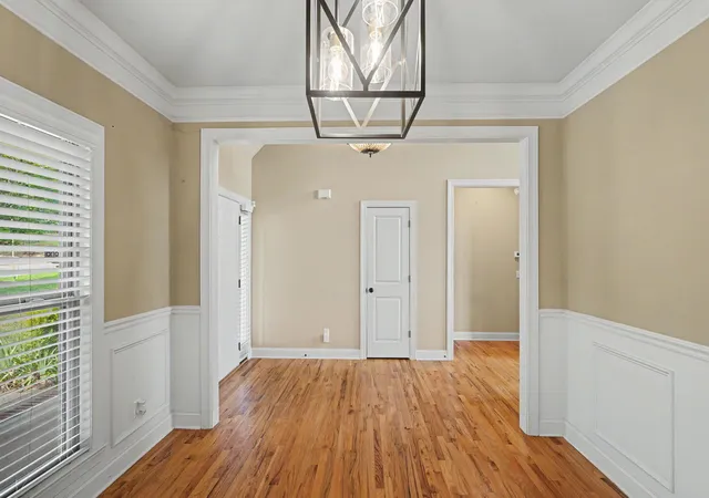 Photo 3 of Single family home for sale at 1969 Notting Hl, Chattanooga, TN 37405 | MLS# 1541364 | Listing updated on 2026-09-29