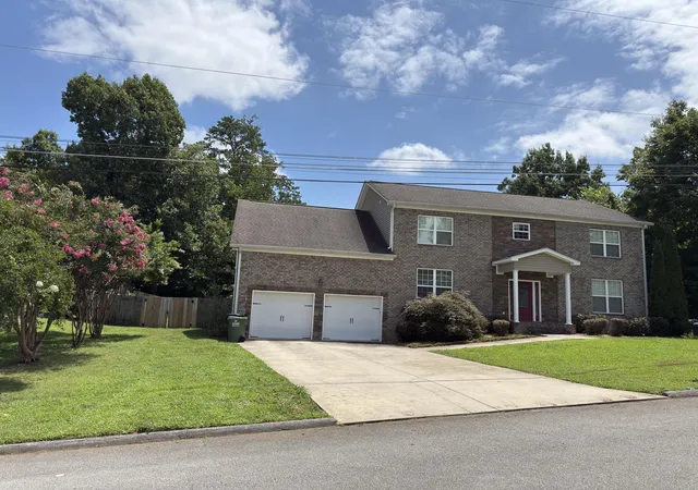 Photo 1 of Single family home for sale at 2530 Wessex Ln, Chattanooga, TN 37421 | MLS# 1539931 | Listing updated on 2026-09-13