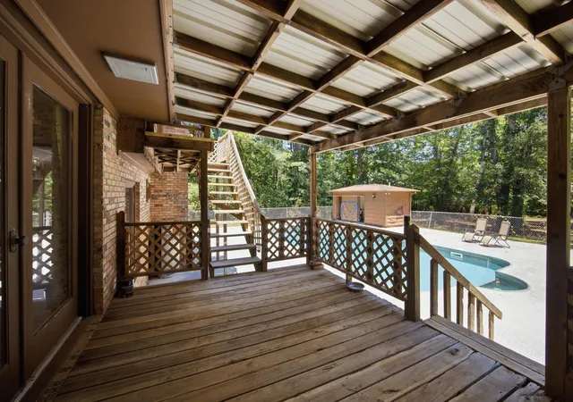 Photo 3 of Sale Pending at 2286 Dawnville Beaverdale Rd Ne, Dalton, GA 30721 | MLS# 1539964 | Listing updated on 2026-09-17