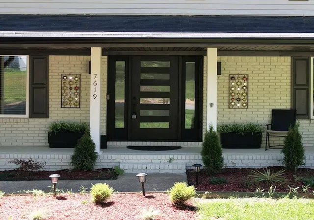 Photo 3 of Sale Pending at 7619 Cvs Ridge Dr, Hixson, TN 37343 | MLS# 1539967 | Listing updated on 2026-09-08