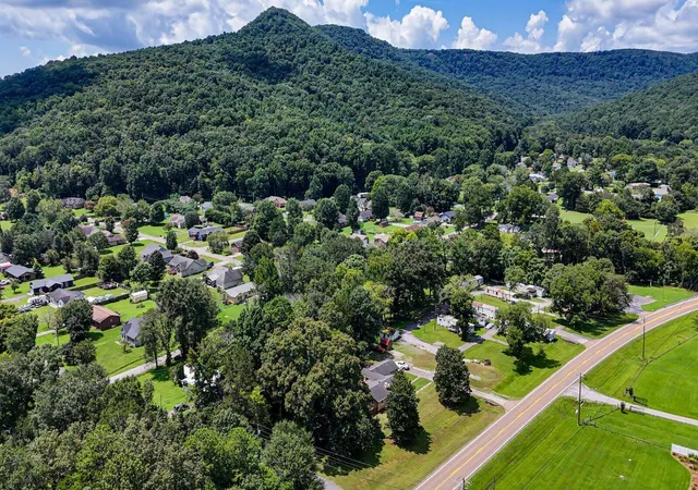 36th image of 673 Hwy 150, Jasper, TN 37347 | MLS# 1540688