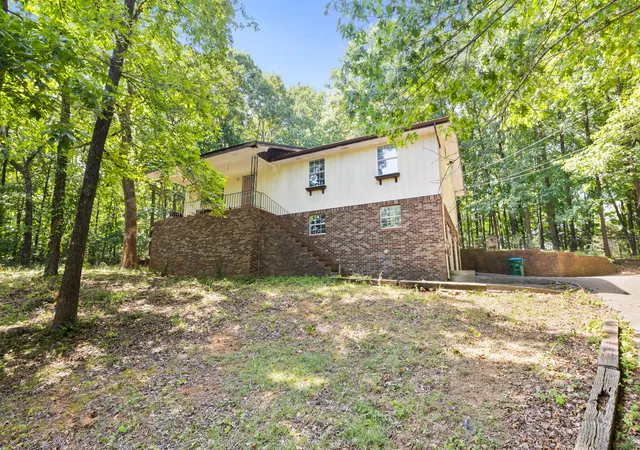 Photo 1 of Single family home for sale at 705 Scenic Dr, Rossville, GA 30741 | MLS# 1540898 | Listing updated on 2026-08-15