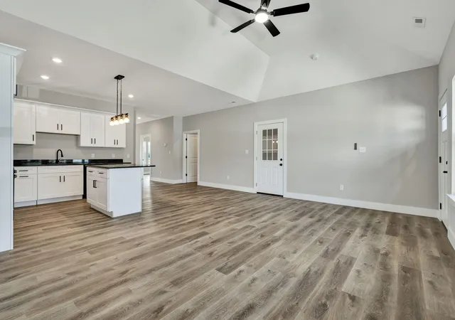 Photo 4 of Townhouse for sale at 1090 Congress Pkwy N #A, Athens, TN 37303 | MLS# 1539979 | Listing updated on 2026-08-03