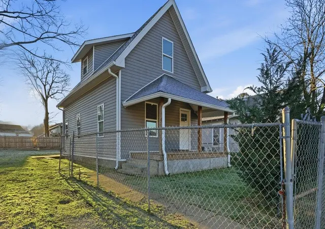 Photo 1 of Single family home for sale at 3612 5th Avenue, Chattanooga, TN 37407 | MLS# 1539978 | Listing updated on 2026-08-24