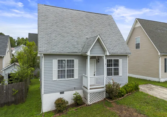 Photo 1 of Single family home for sale at 1385 21st Street Se, Cleveland, TN 37311 | MLS# 1540010 | Listing updated on 2026-09-09