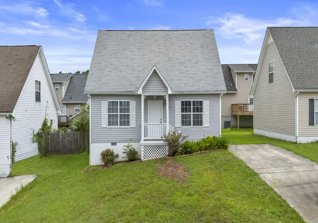 Photo 2 of Single family home for sale at 1385 21st Street Se, Cleveland, TN 37311 | MLS# 1540010 | Listing updated on 2026-09-09
