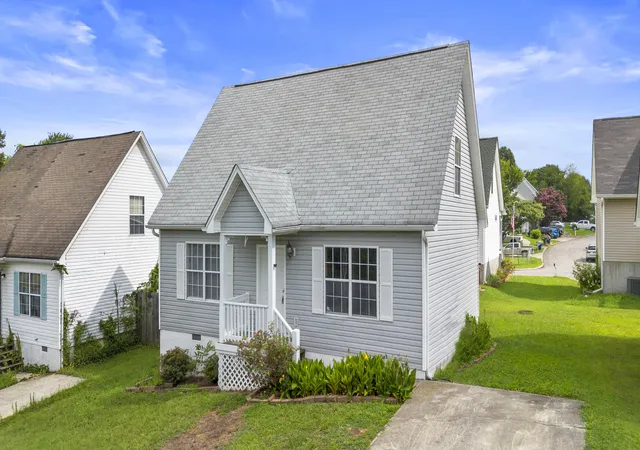 Photo 3 of Single family home for sale at 1385 21st Street SE, Cleveland, TN 37311 | MLS# 1540010 | Listing updated on 2026-09-09