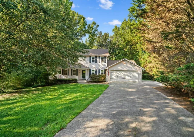 2nd image of 157 Linda Ln, Dalton, GA 30721 | MLS# 1540002