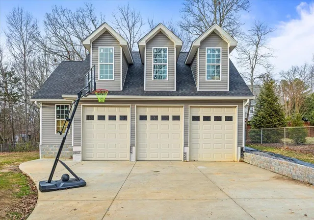 3rd image of 1804 Honeysuckle Trl, Fort Oglethorpe, GA 30742 | MLS# 1540063