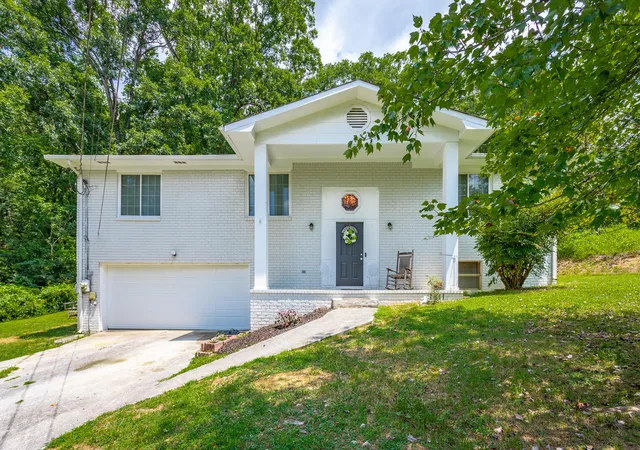 Photo 1 of Sale Pending at 3440 Cagle Rd, Chattanooga, TN 37419 | MLS# 1540038 | Listing updated on 2026-09-01