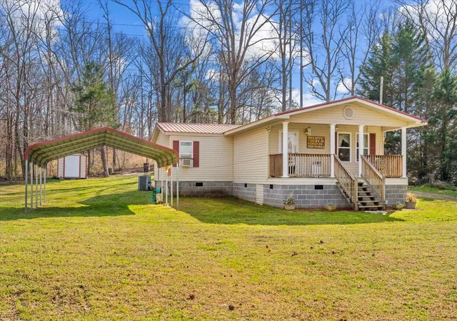 Photo 1 of Single family home for sale at 3957 Lodge Rd, Rocky Face, GA 30740 | MLS# 1540020 | Listing updated on 2026-08-04
