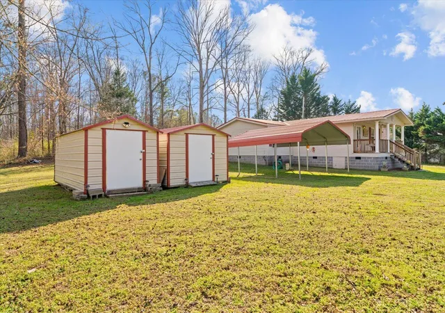 Photo 3 of Single family home for sale at 3957 Lodge Rd, Rocky Face, GA 30740 | MLS# 1540020 | Listing updated on 2026-08-04