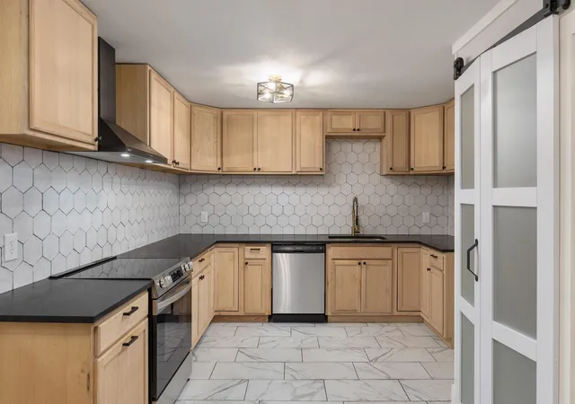 Photo 4 of Single family home for sale at 71 Oconee Cir, La Fayette, GA 30728 | MLS# 1540133 | Listing updated on 2026-09-18