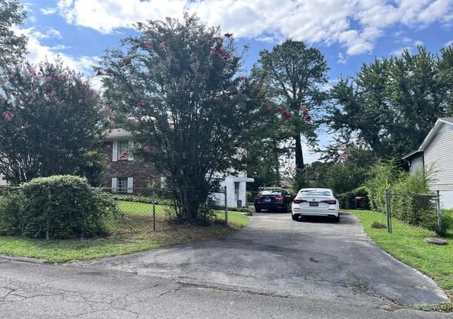 Photo 3 of Sale Pending at 3565 Timber Hl Dr SE, Cleveland, TN 37323 | MLS# 1540092 | Listing updated on 2026-09-18