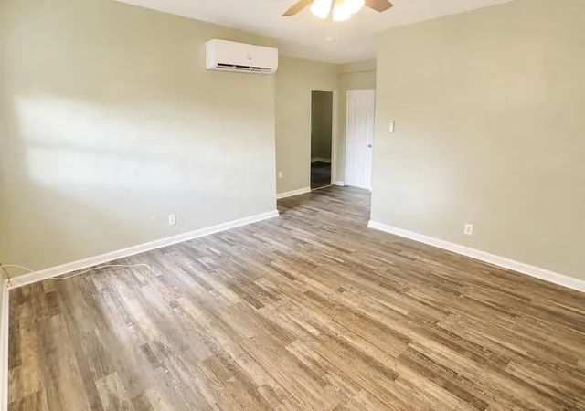 Photo 3 of Multi family home for sale at 4607 Highland Ave #A & B, Chattanooga, TN 37410 | MLS# 1540146 | Listing updated on 2026-10-02