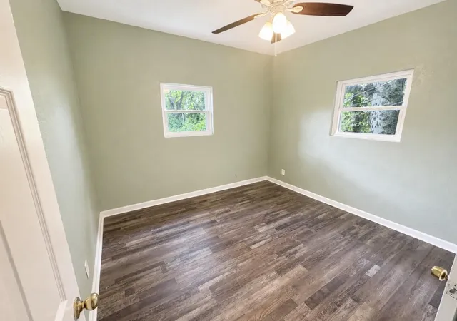 Listing Photo 4 - Condo for sale in building located at 4607 Highland Ave, Chattanooga, TN 37410 - Unit #A & B