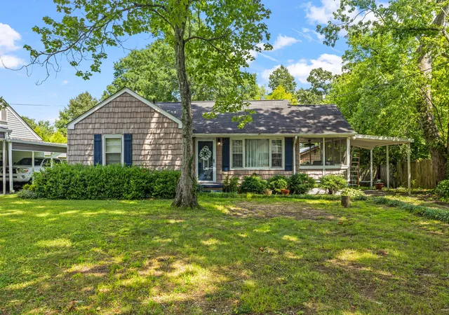 1st image of 129 Tanforan Dr, Rossville, GA 30741 | MLS# 1540812