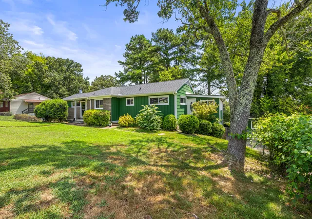 2nd image of 1116 Edwin Ln, Chattanooga, TN 37412 | MLS# 1540701