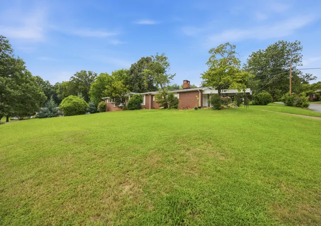 4th image of 6549 Lakeshore Pkwy, Chattanooga, TN 37416 | MLS# 1540171