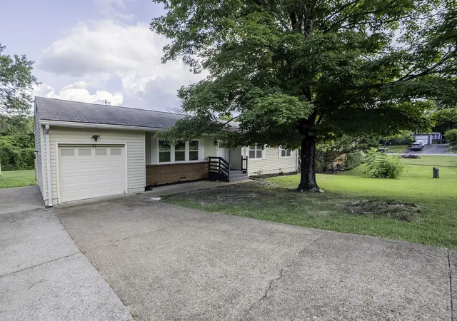 2nd image of 3608 Indian Trl, Chattanooga, TN 37412 | MLS# 1540122