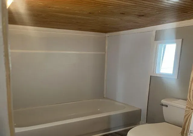 Photo 3 of Single family home for sale at 1725 Newton St, Chattanooga, TN 37406 | MLS# 1540427 | Listing updated on 2026-09-21