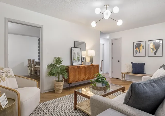 Photo 2 of Single family home for sale at 7517 Boriss Dr, Chattanooga, TN 37416 | MLS# 1541290 | Listing updated on 2026-09-05
