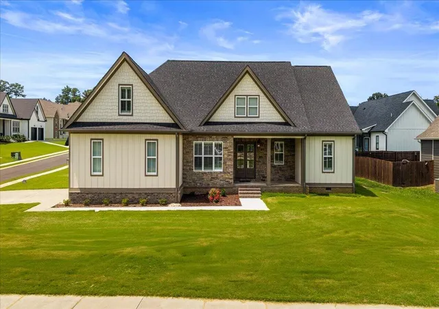 Photo 1 of Single family home for sale at 232 Winding Glen Dr Nw, Cleveland, TN 37312 | MLS# 1540301 | Listing updated on 2026-09-17