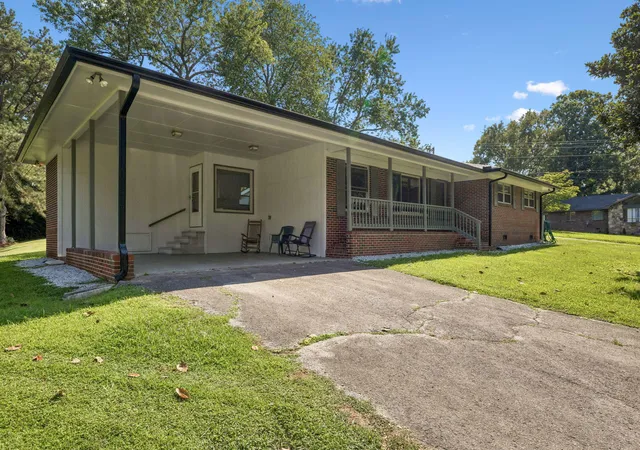 2nd image of 209 Curtis Rd, Dalton, GA 30720 | MLS# 1540367
