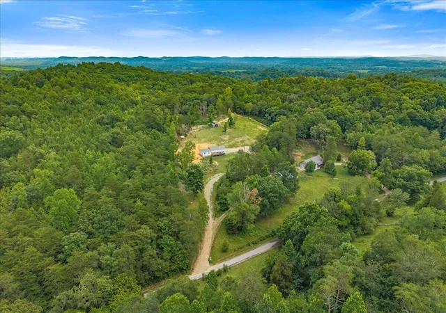2nd image of 605 Clear Creek Rd, Evensville, TN 37332 | MLS# 1540155