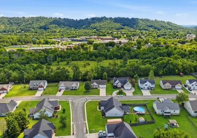 33rd image of 192 Gladstone Dr, Ringgold, GA 30736 | MLS# 1540178