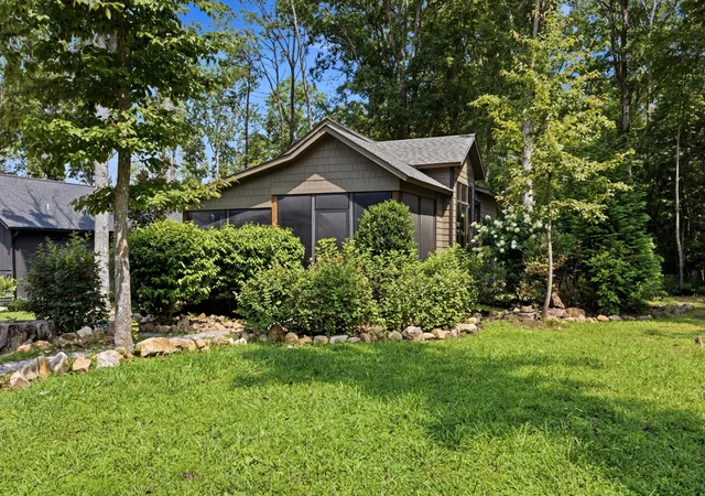 Photo 3 of Single family home for sale at 292 Waters Edge Way, Tracy City, TN 37387 | MLS# 1540219 | Listing updated on 2026-09-29