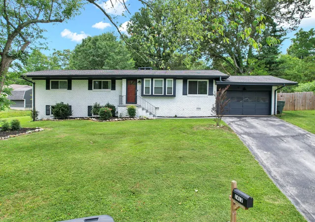 Photo 1 of Sale Pending at 1412 Clearpoint Cir, Hixson, TN 37343 | MLS# 1540183 | Listing updated on 2026-08-24