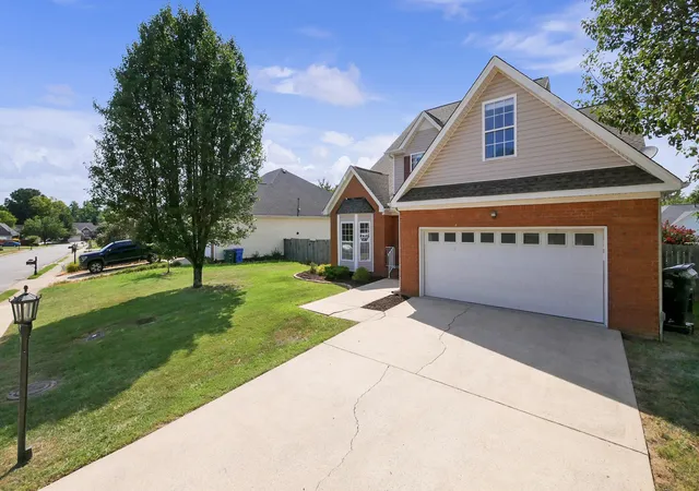 Photo 2 of Single family home for sale at 2287 Gibbons Rd, Chattanooga, TN 37421 | MLS# 1540211 | Listing updated on 2026-10-07