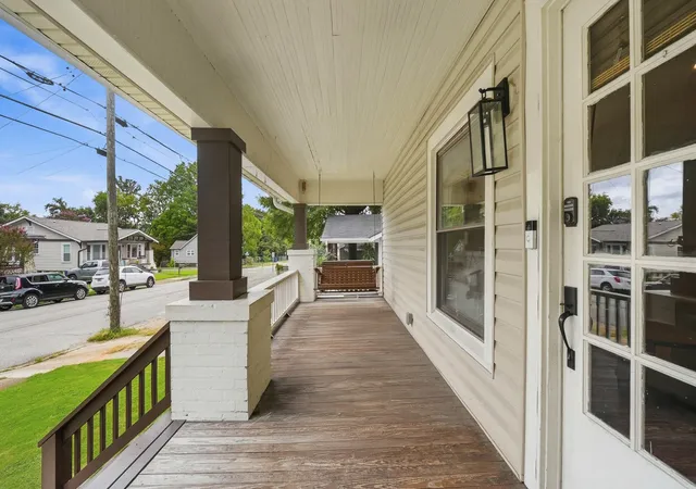 Photo 2 of Sale Pending at 1710 E 14th Street, Chattanooga, TN 37404 | MLS# 1540217 | Listing updated on 2026-09-15