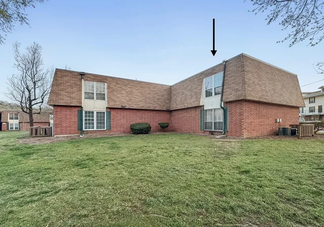 2nd image of 900 Mountain Creek Rd, Chattanooga, TN 37405