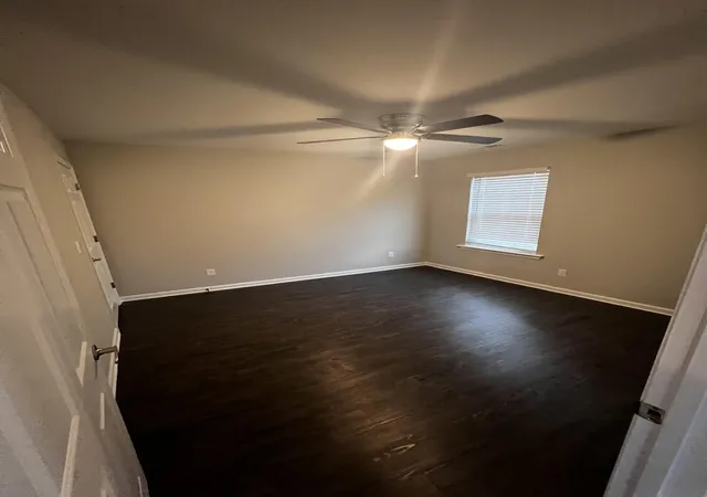Listing Photo 2 - Condo for sale in building located at 316 Chestnut St, LaFayette, GA 30728 - Unit #A & B
