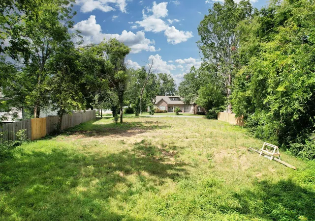 Photo 3 of Sale Pending at 243 18th Street Nw, Cleveland, TN 37311 | MLS# 1540235 | Listing updated on 2026-09-14