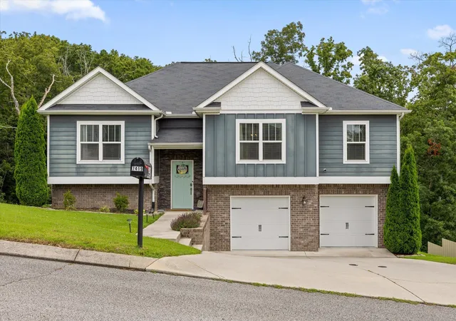 Photo 1 of Single family home for sale at 7419 Pfizer Dr, Ooltewah, TN 37363 | MLS# 1540327 | Listing updated on 2026-09-14