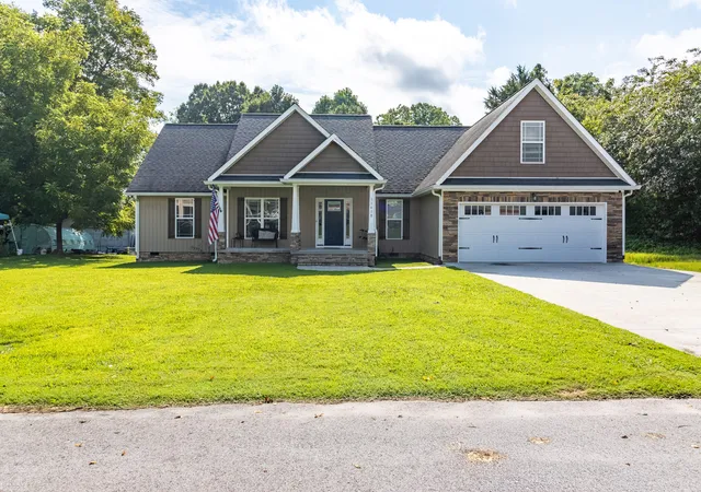Photo 1 of Single family home for sale at 11418 Spring St, Soddy Daisy, TN 37379 | MLS# 1540270 | Listing updated on 2026-09-07