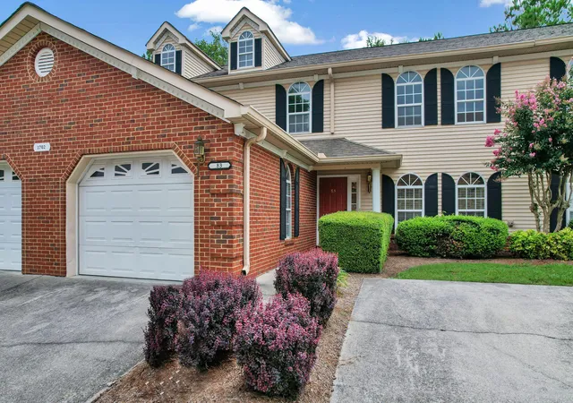 Condo for sale at 1702 Chestnut Oak Dr #83, Dalton, GA 30721 | MLS# 1540307