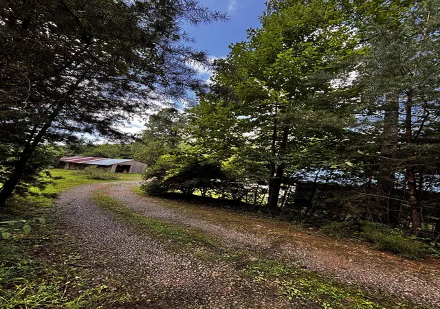 Photo 4 of Single family home for sale at 266 Cove Hl Rd, Pikeville, TN 37367 | MLS# 1540317 | Listing updated on 2026-09-18