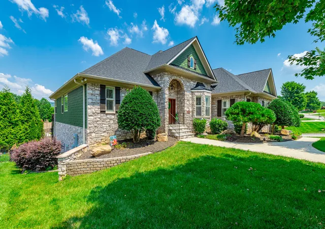 Photo 1 of Single family home for sale at 3106 Reflection Ln, Ooltewah, TN 37363 | MLS# 1540336 | Listing updated on 2026-10-02