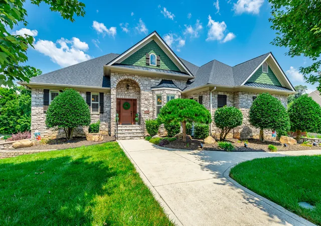Photo 2 of Single family home for sale at 3106 Reflection Ln, Ooltewah, TN 37363 | MLS# 1540336 | Listing updated on 2026-10-02