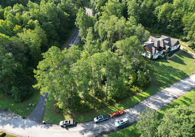 Photo 4 of Sale Pending at 1724 Oakbrook Trl #6, Ooltewah, TN 37363 | MLS# 1540655 | Listing updated on 2026-08-26